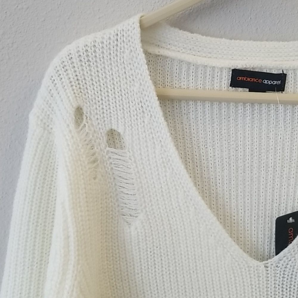 Distressed Sweater - Picture 4 of 6